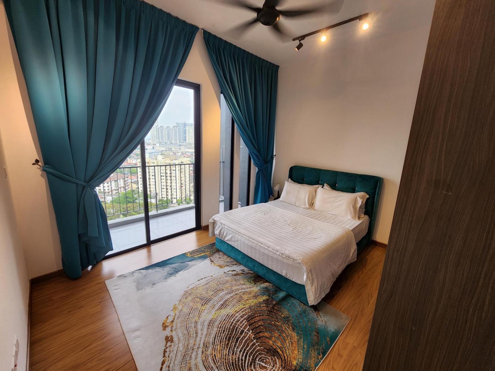 Beacon Executive Premium Suite George Town Exterior foto