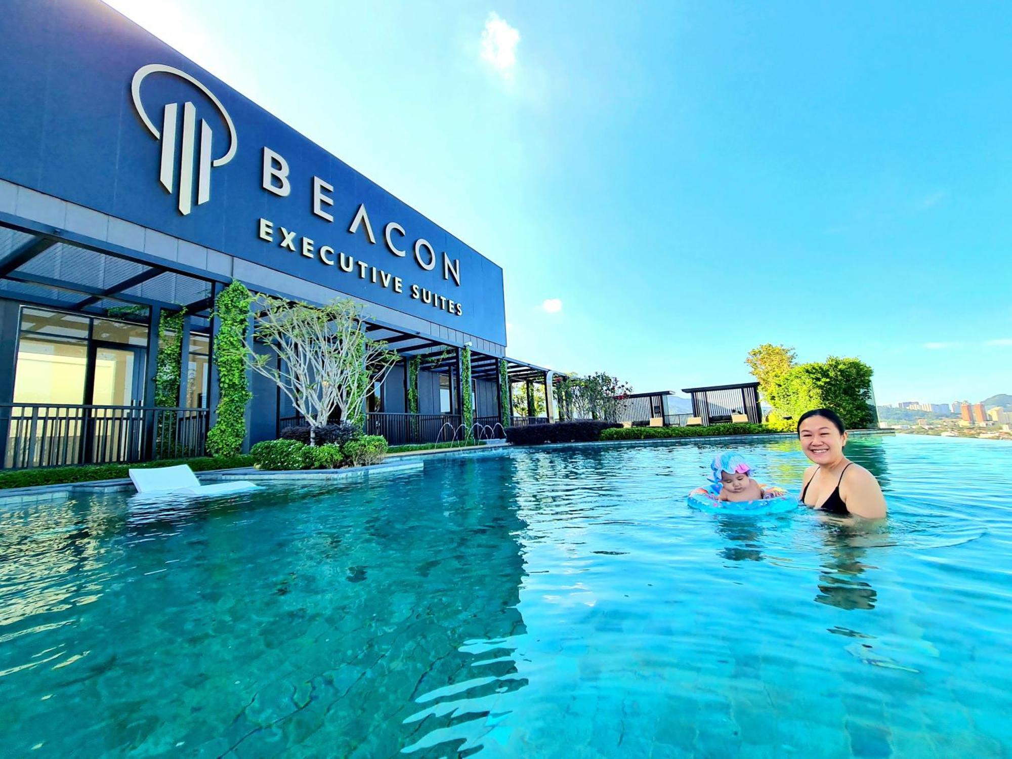Beacon Executive Premium Suite George Town Exterior foto